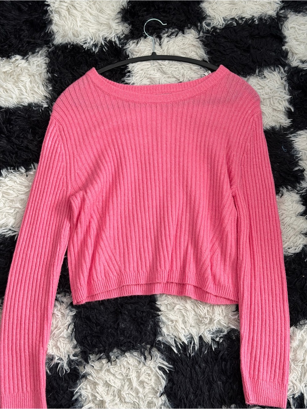 Francesca’s Pink Cropped Ribbed Pink Knit Sweater